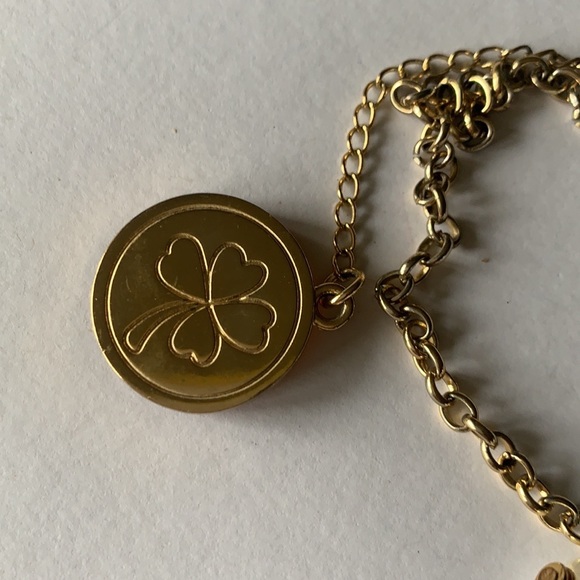 Lilli Pulitzer Pearl statement necklace - Picture 4 of 7